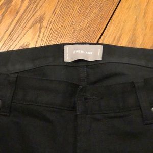 Everlane boyfriend jean in black, size 32